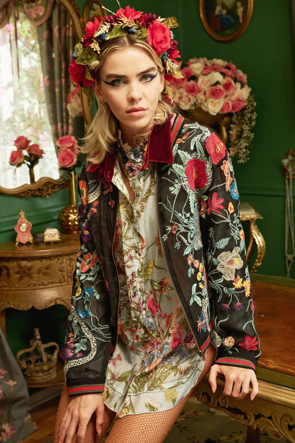 Belleza Bomber