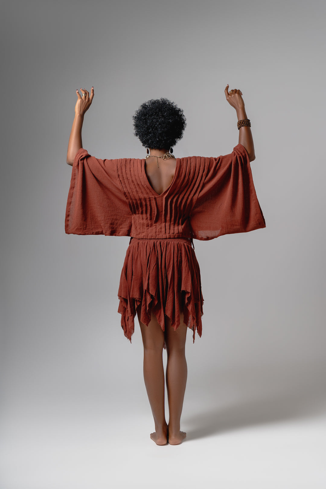 Top Alforzas terracotta cotton gauze top back view