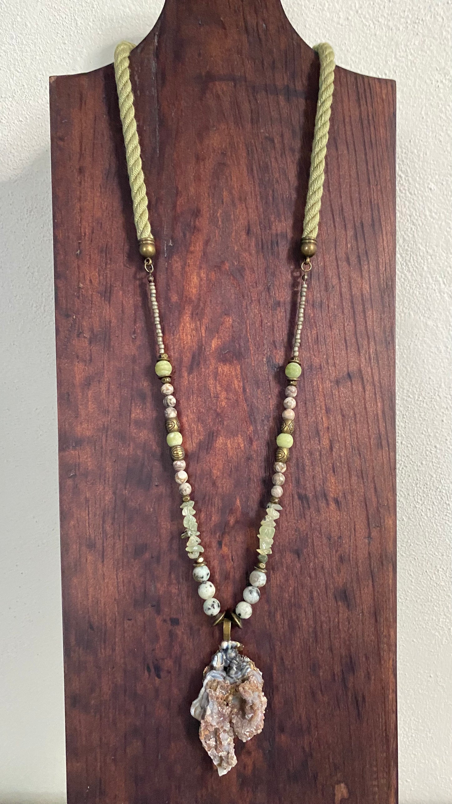 Mexican Agate Pendant Necklace