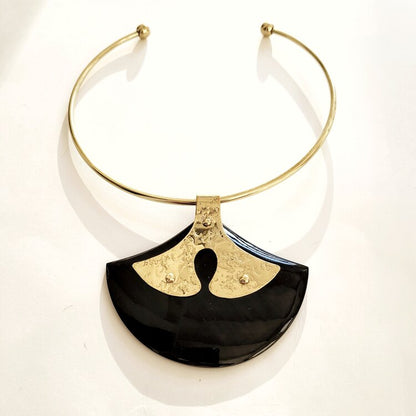 Pendulum Collar - Horn